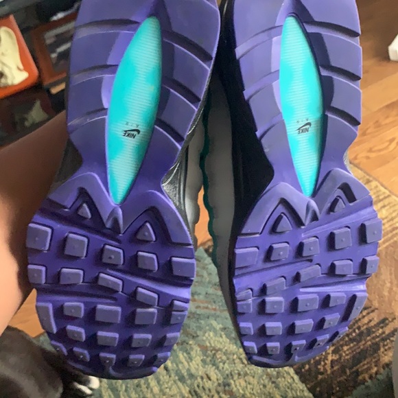 Nike Air Max 95 Wolf Grey Grape %100 Authentic New Worn Once ! - Picture 5 of 6